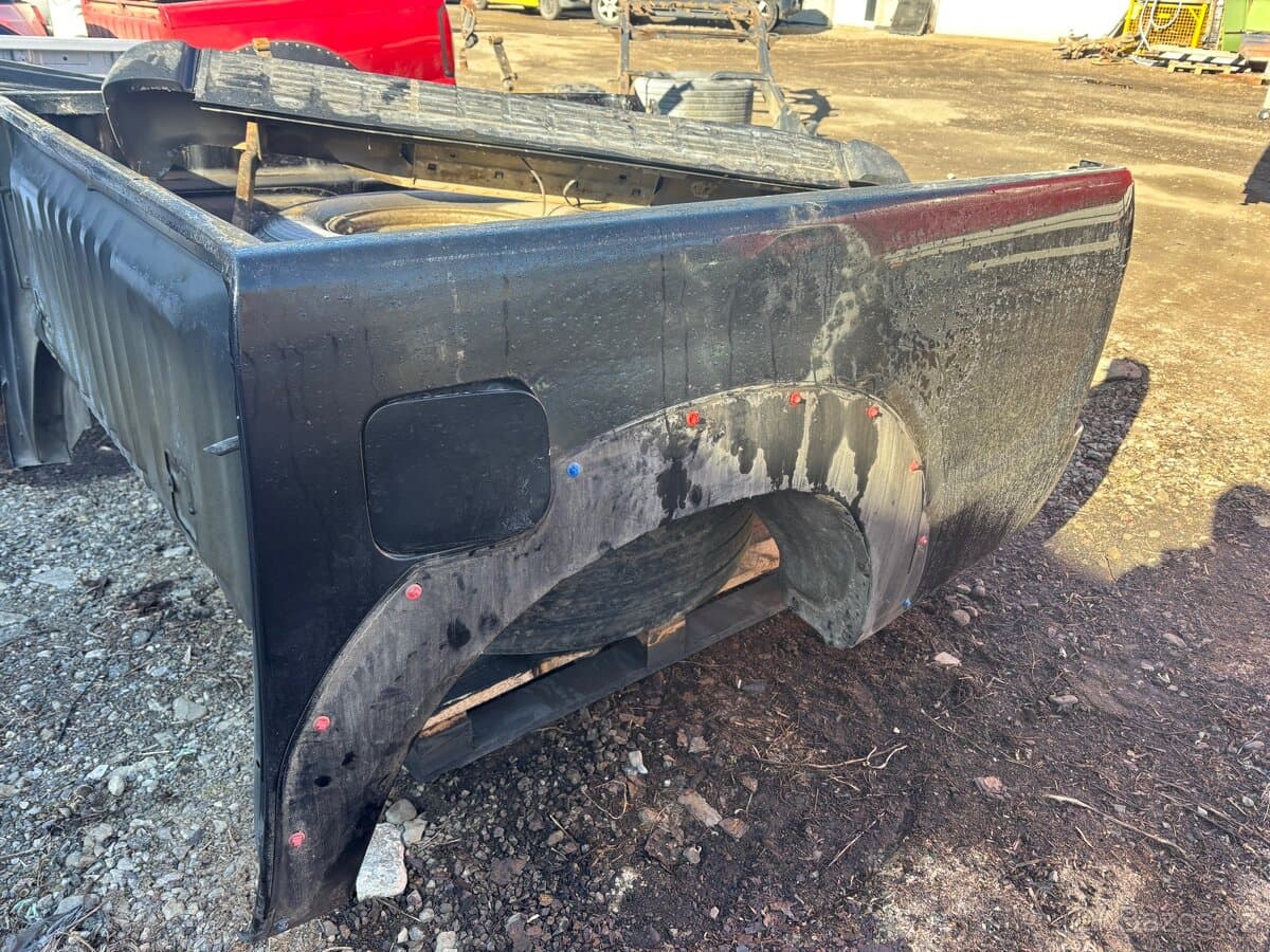 Toyota HILUX - 7
