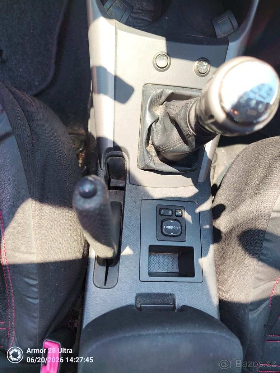 Toyota RAV4 - 7