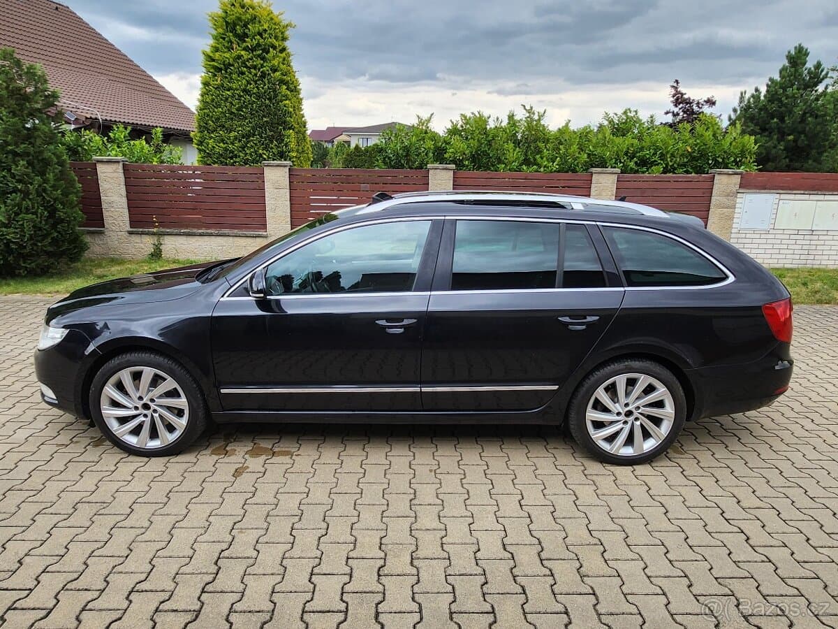 2011 Škoda SUPERB - 7