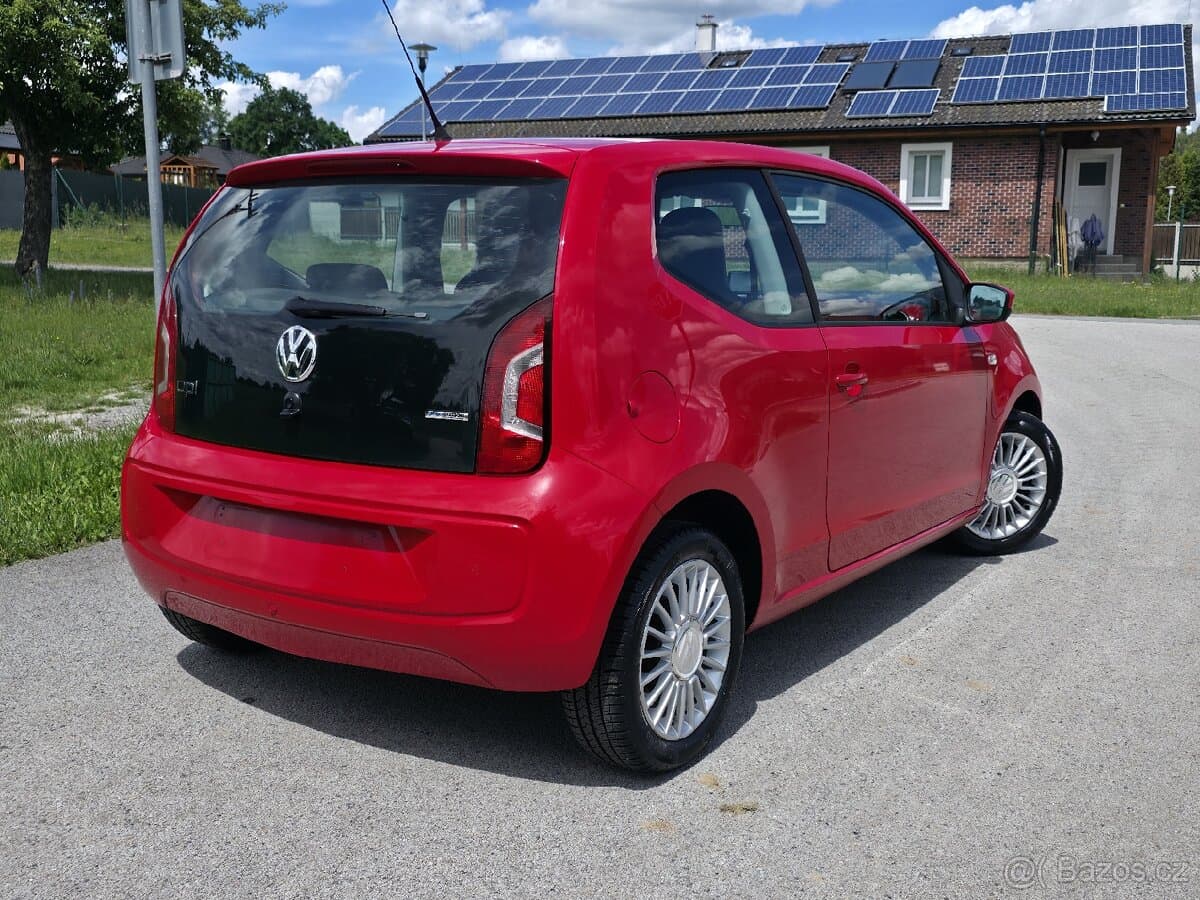 2012 Volkswagen UP! - 7