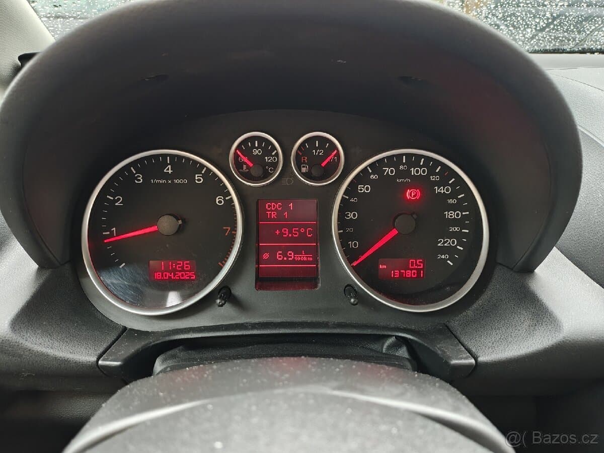 2003 Audi A2 - 7