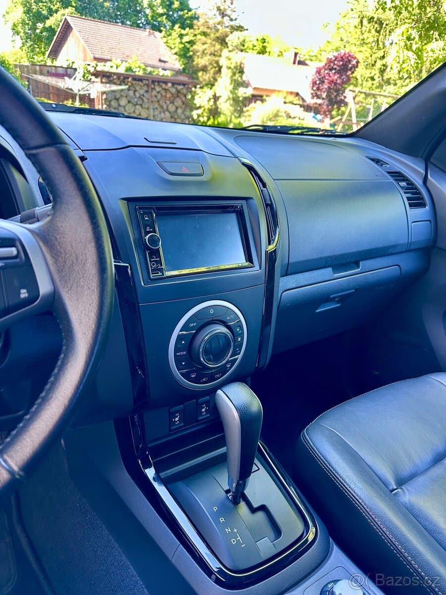 2017 Isuzu D-MAX - 7