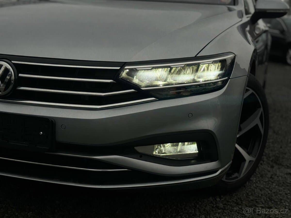 2020 Volkswagen PASSAT - 7