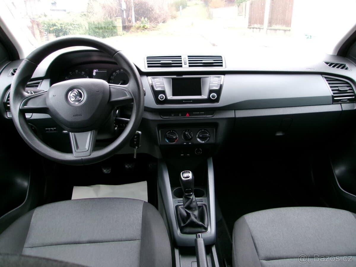 2015 Škoda FABIA - 7