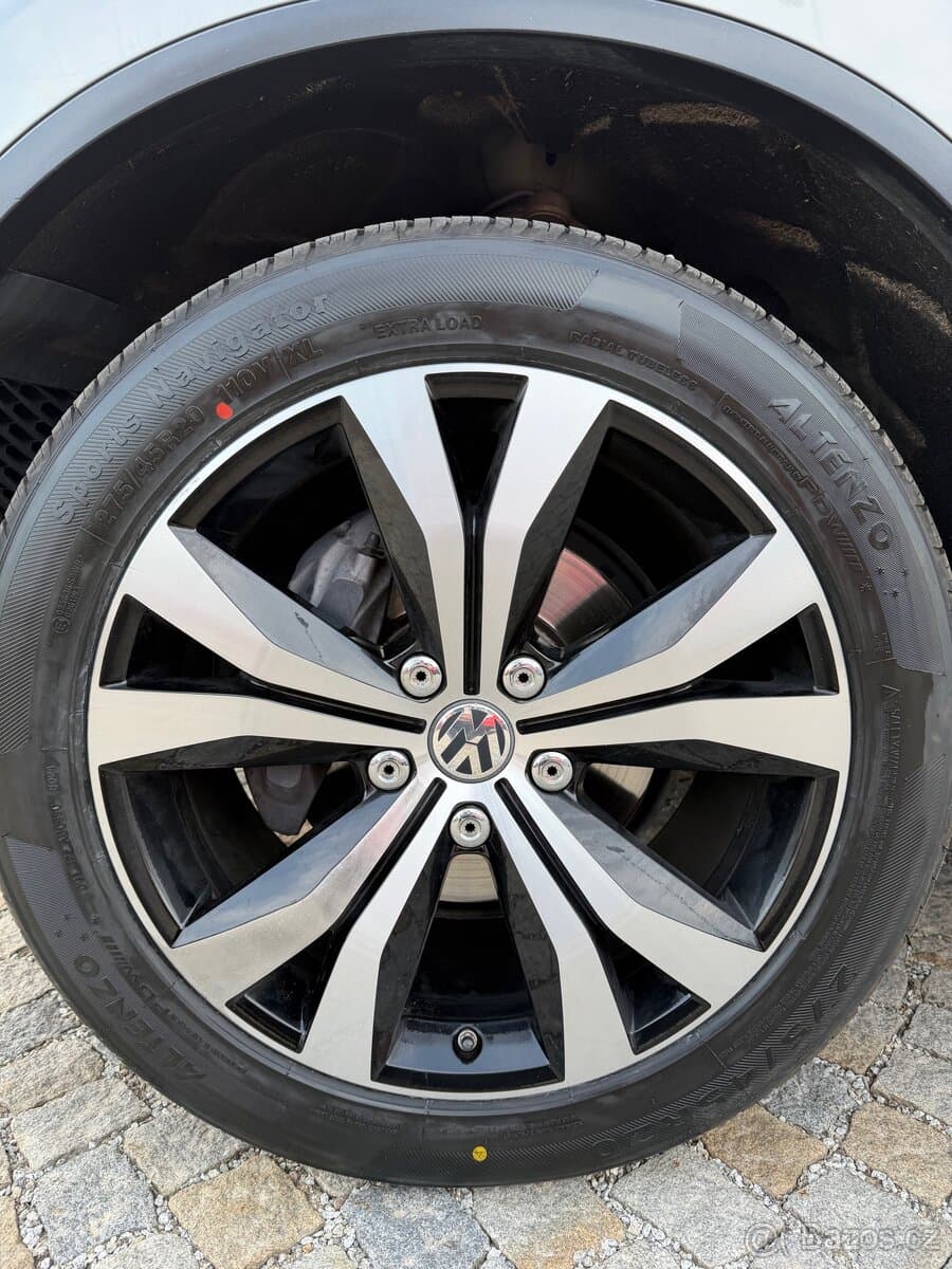 2017 Volkswagen TOUAREG - 7