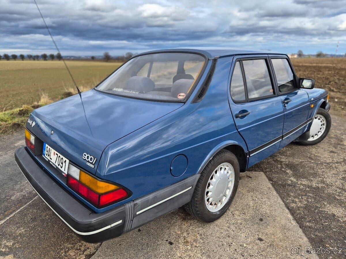 1990 Saab 90 - 7