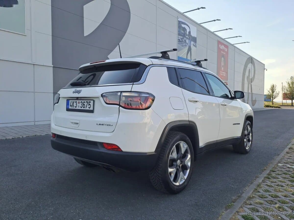 2019 Jeep COMPASS - 7