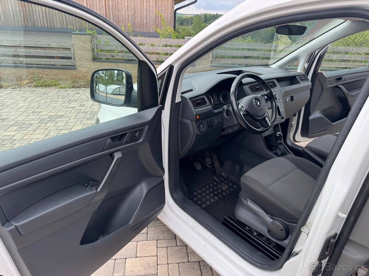 2020 Volkswagen CADDY - 7