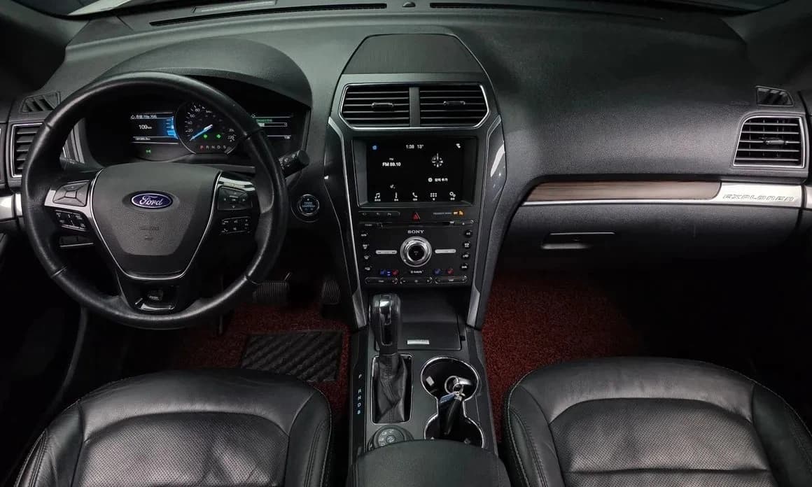 2018 Ford EXPLORER - 7