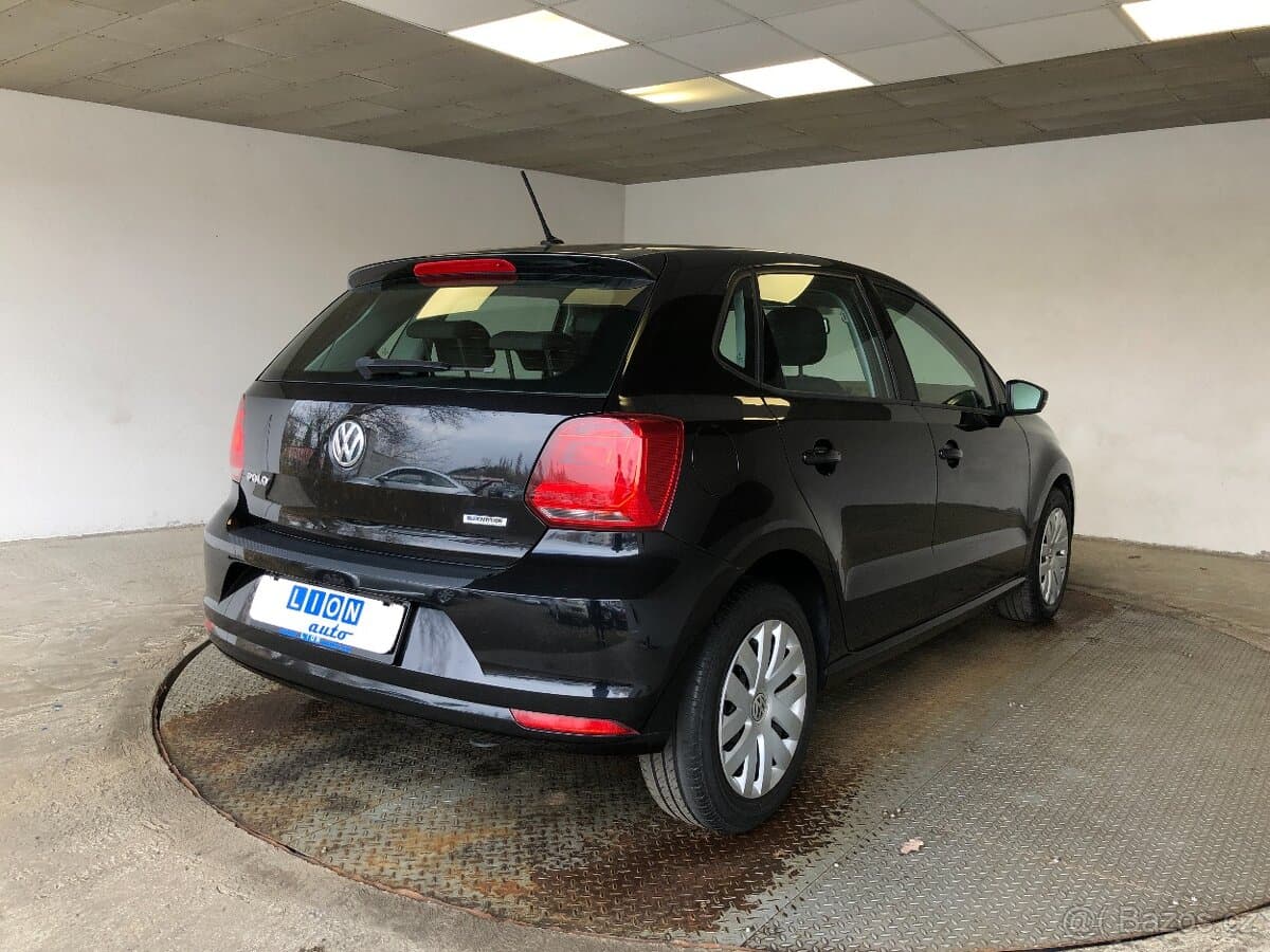 2017 Volkswagen POLO - 7
