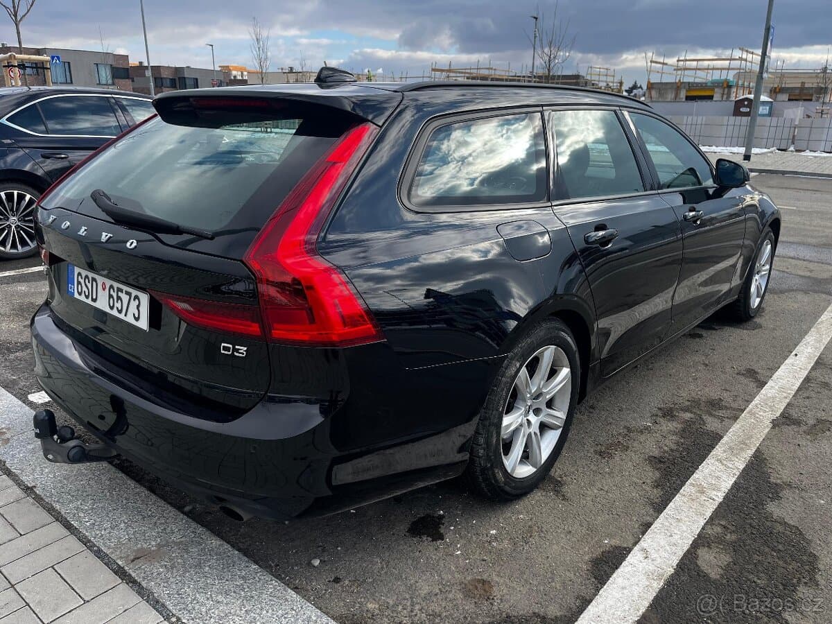 2017 Volvo V90 - 7