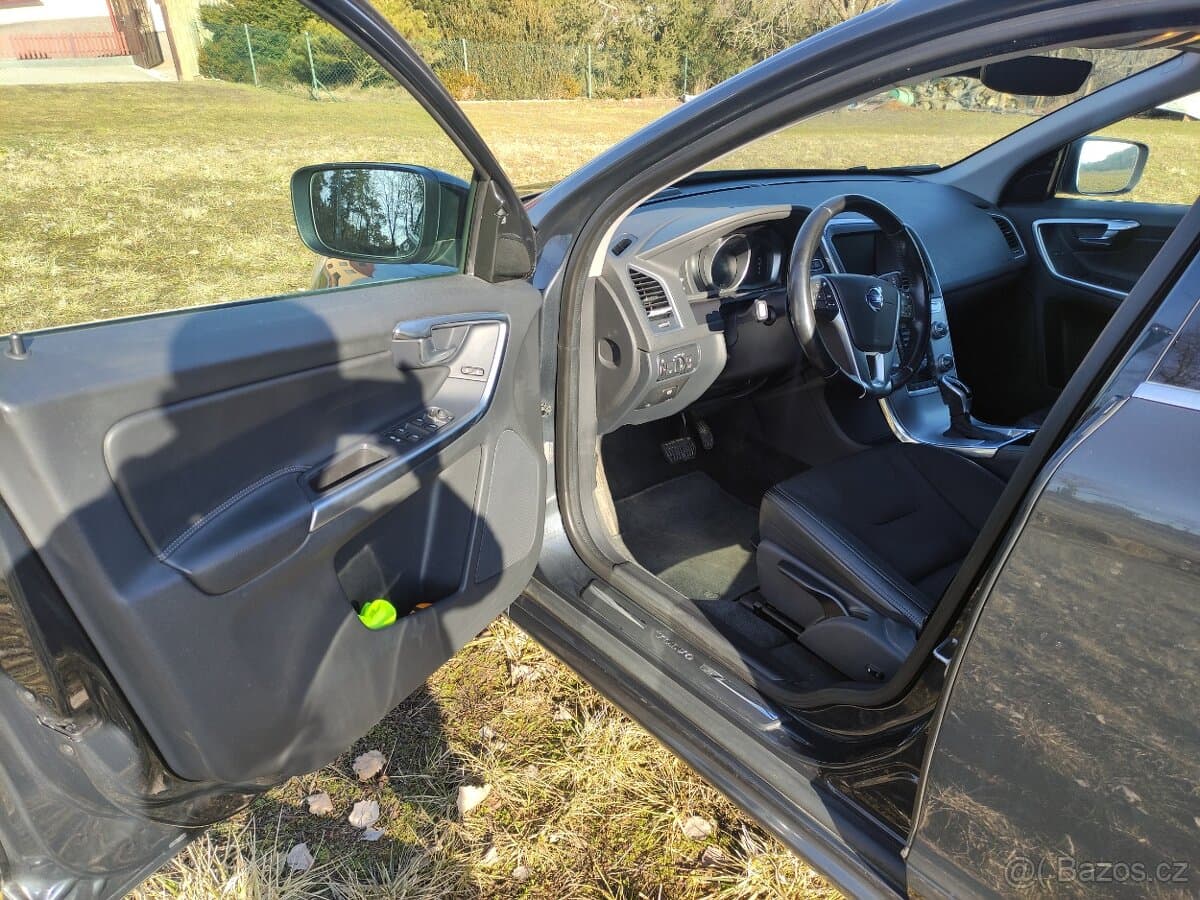 2017 Volvo XC60 - 7