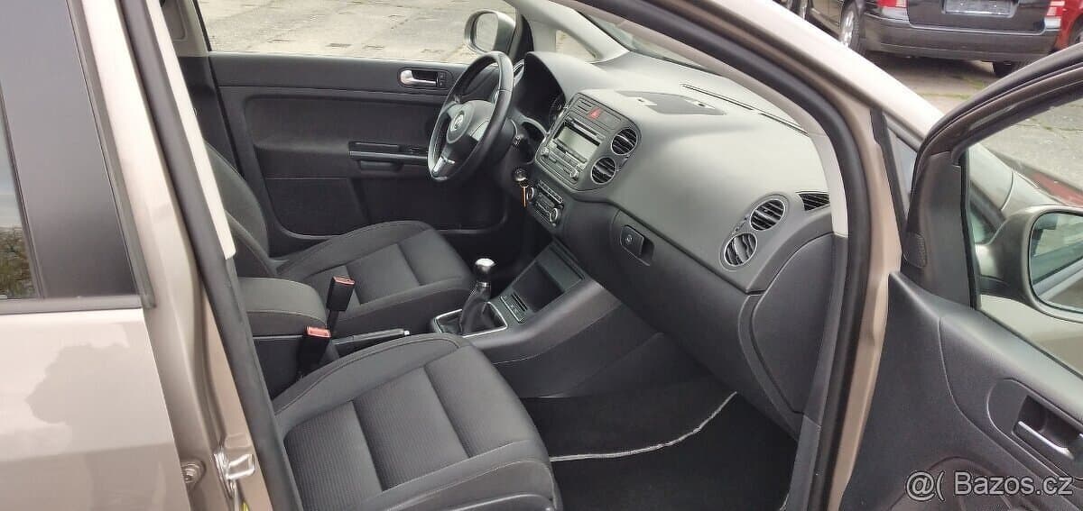 2011 Volkswagen GOLF - 7