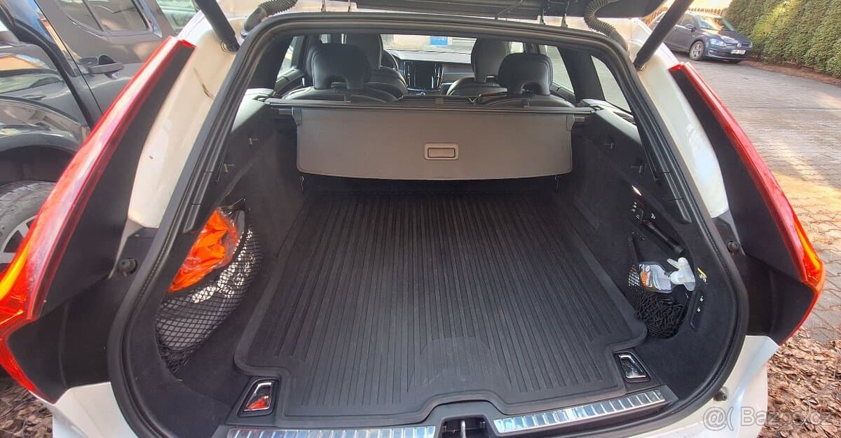 2019 Volvo V90 - 7