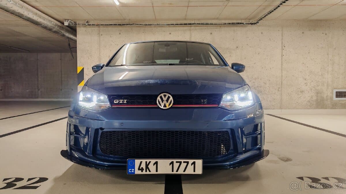 2017 Volkswagen POLO - 7