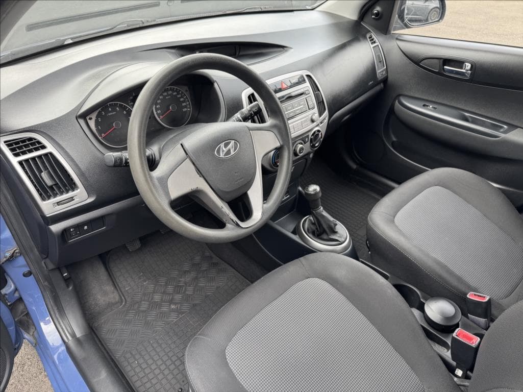 2014 Hyundai i20 - 7