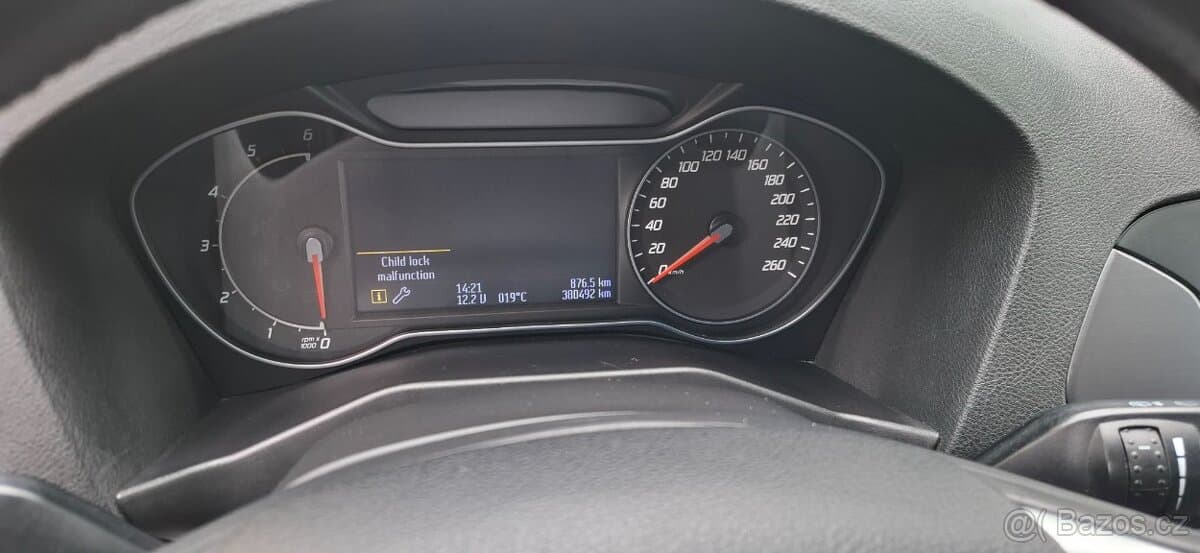 2011 Ford MONDEO - 7
