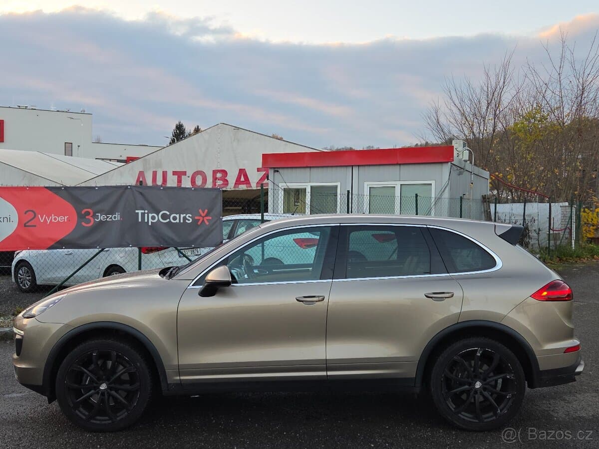 2016 Porsche CAYENNE - 7