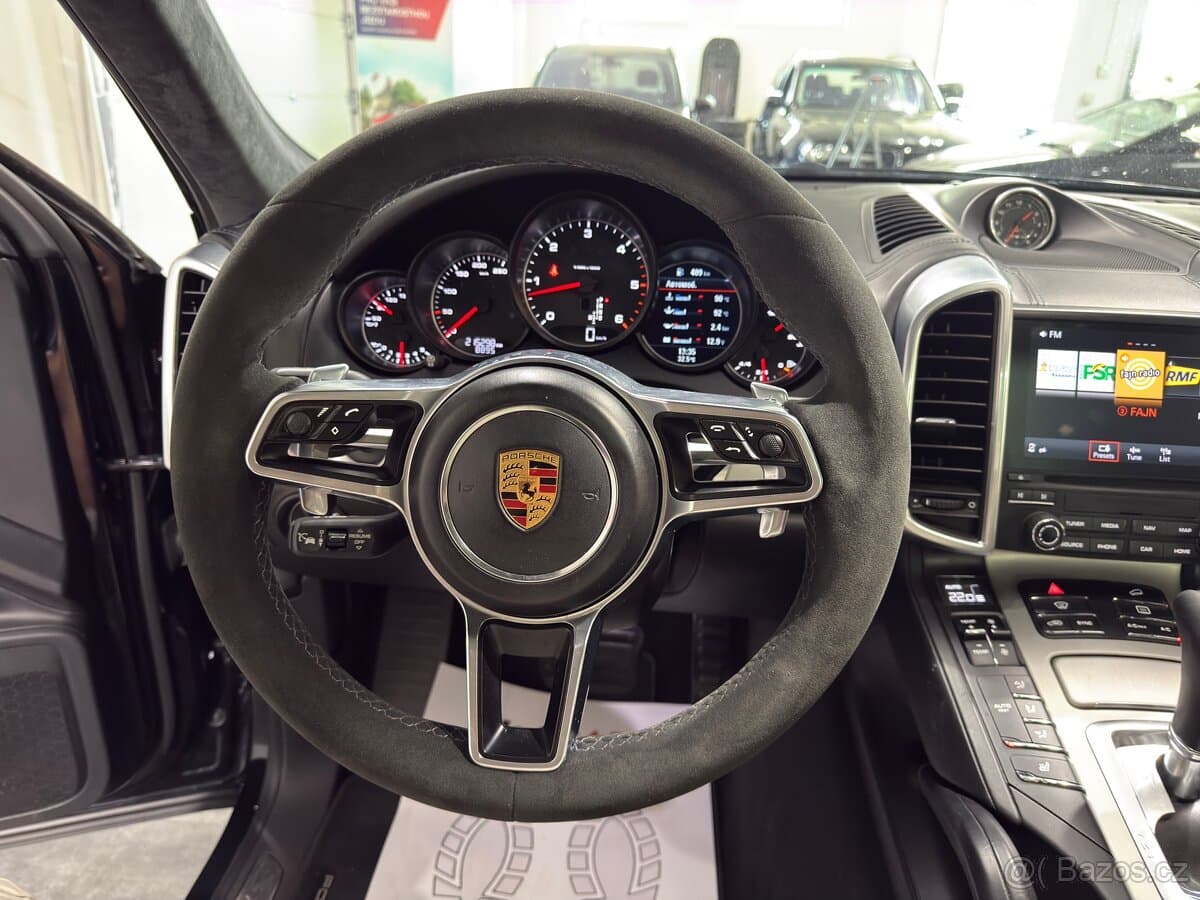 2016 Porsche CAYENNE - 7