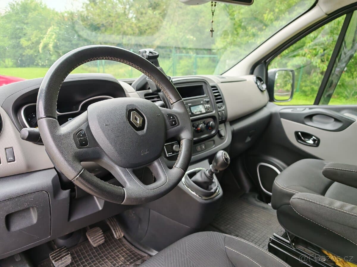 Renault TRAFIC - 7