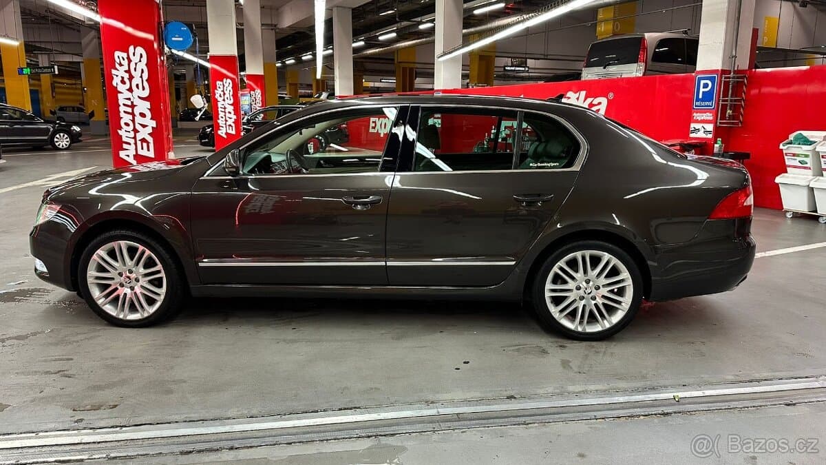 2010 Škoda SUPERB - 7