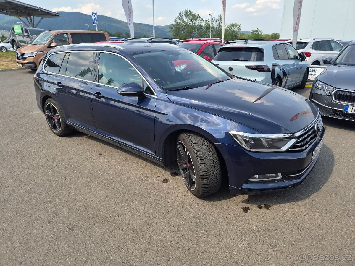2015 Volkswagen PASSAT - 7