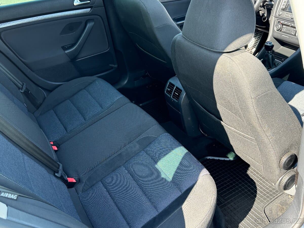 Volkswagen GOLF - 7