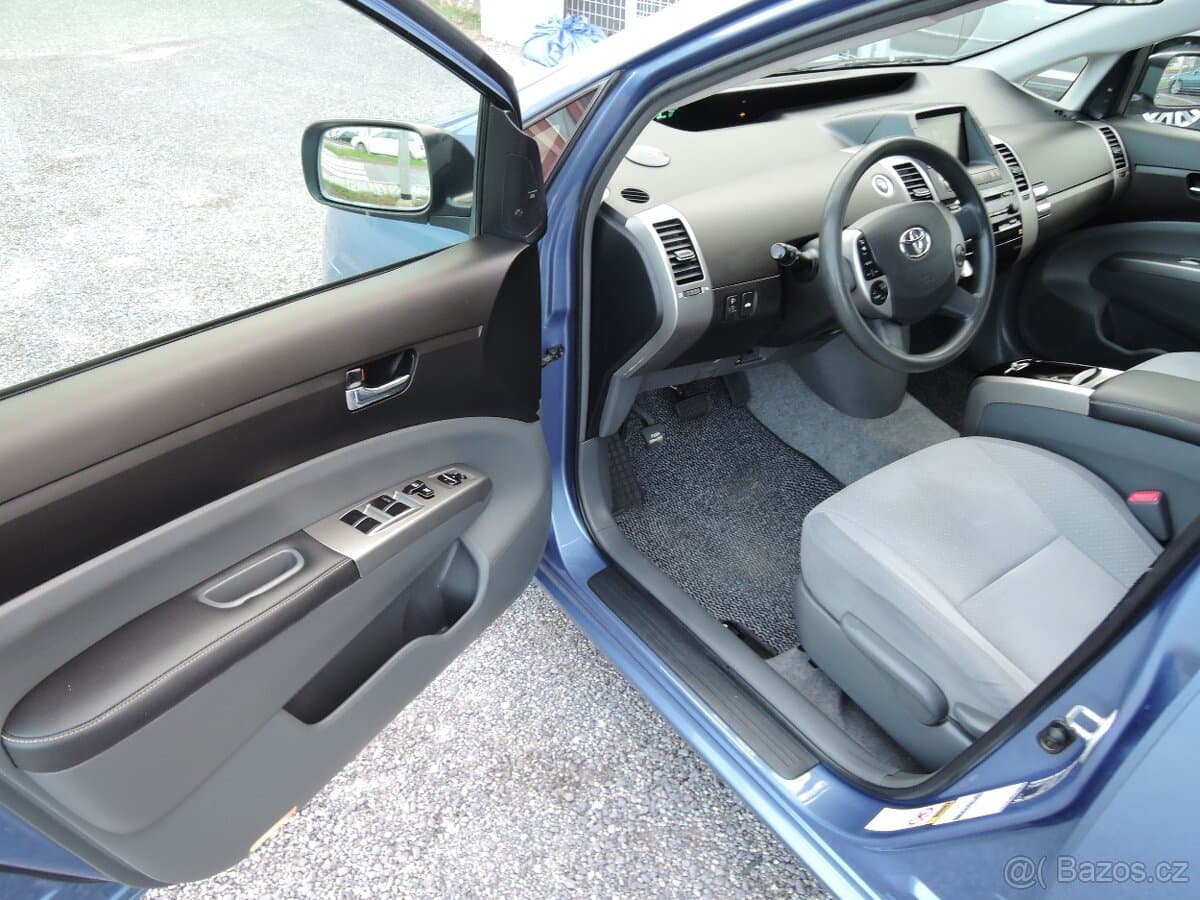 2005 Toyota PRIUS - 7