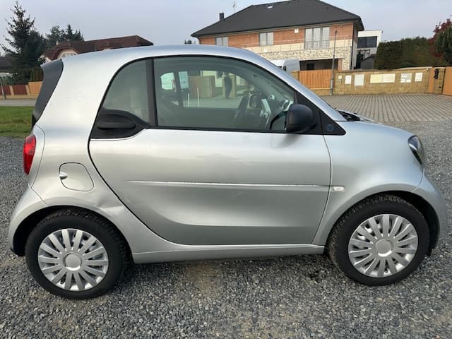 2020 Smart FORTWO - 7