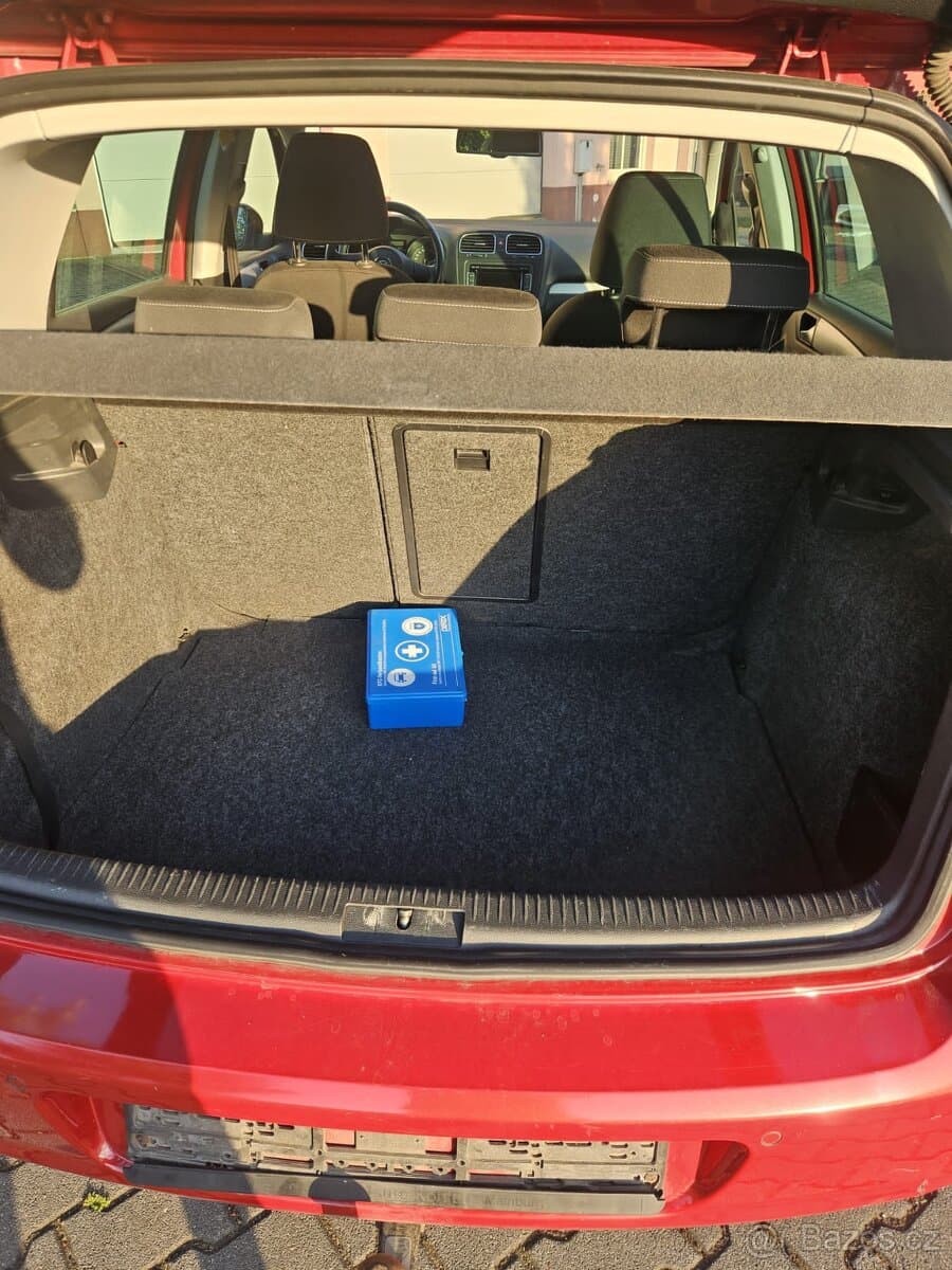2010 Volkswagen GOLF - 7