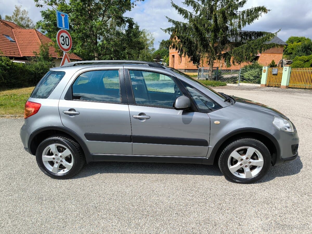 2012 Suzuki SX4 - 7
