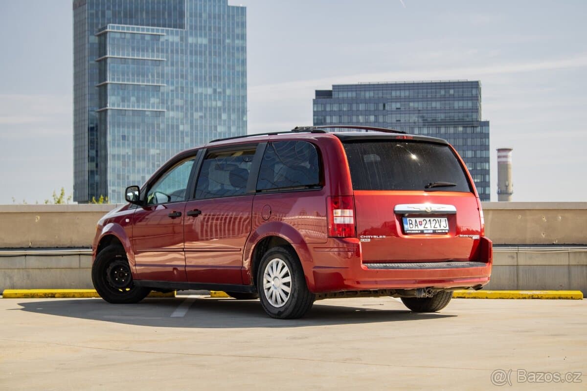 2009 Chrysler VOYAGER - 7