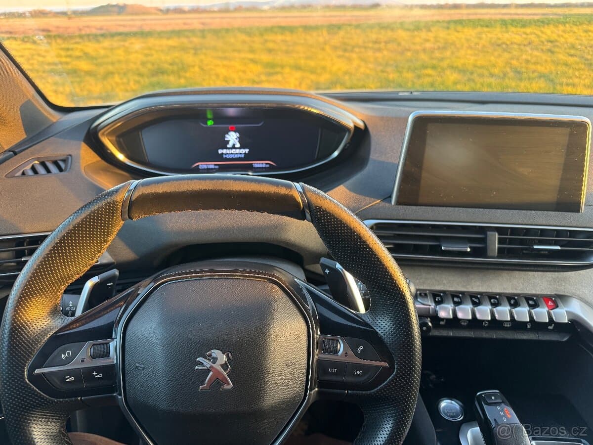 2019 Peugeot 5008 - 7