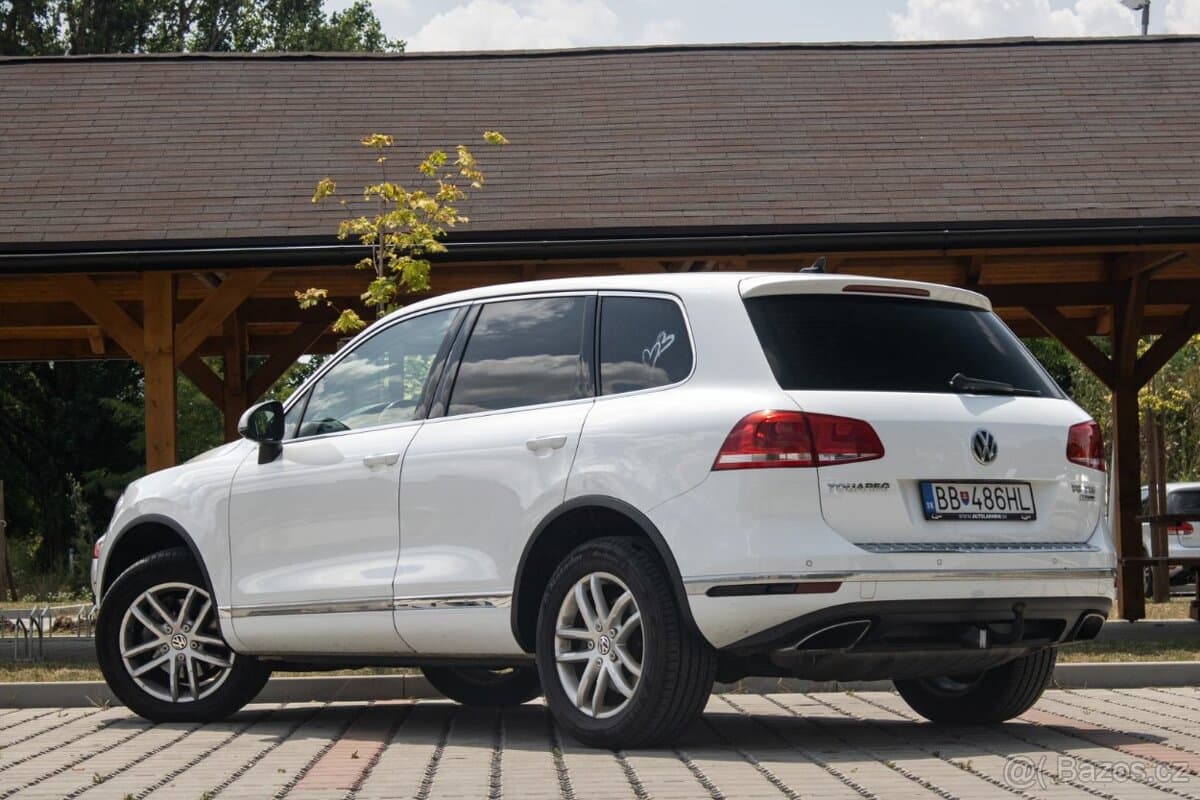 2017 Volkswagen TOUAREG - 7