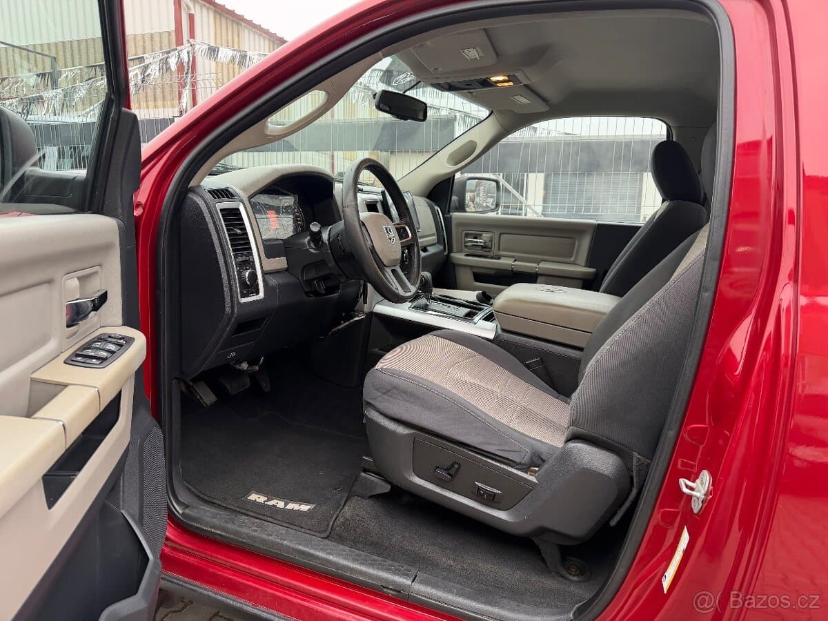 2010 Dodge RAM - 7