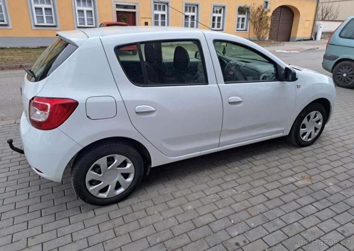 2015 Dacia SANDERO - 7