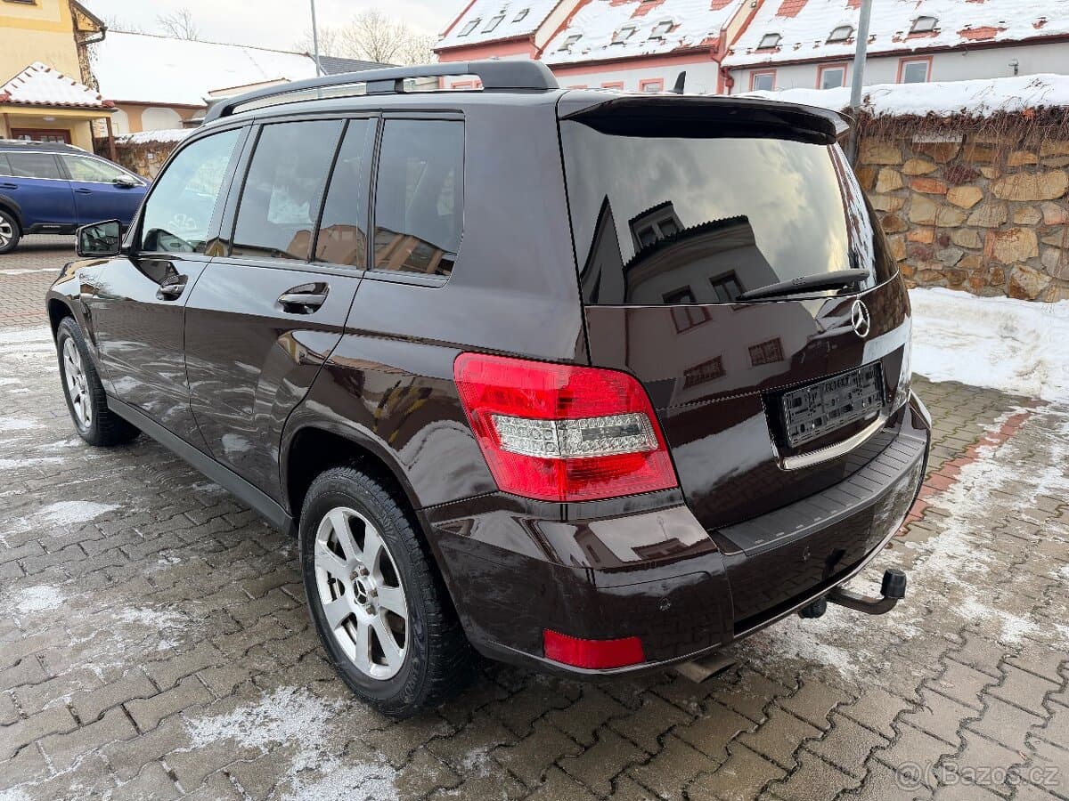 2011 Mercedes-Benz GLK - 7