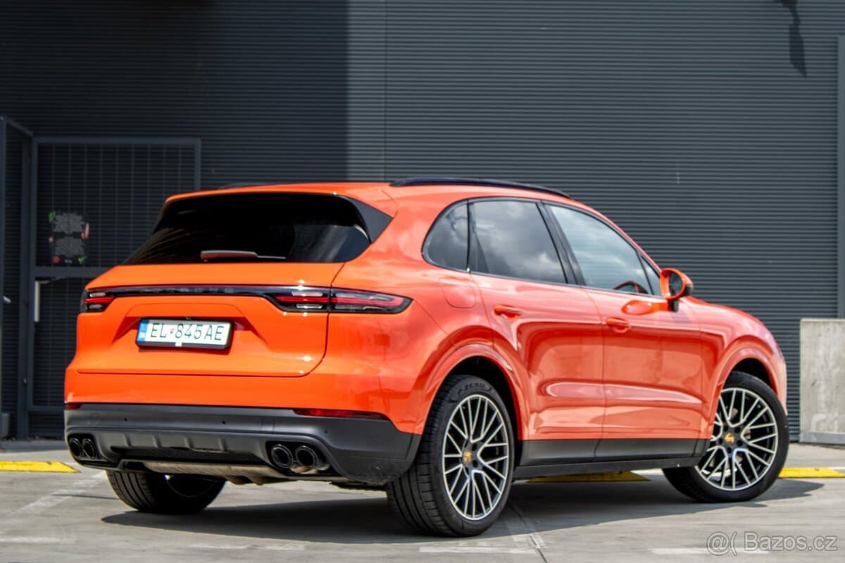 2021 Porsche CAYENNE - 7