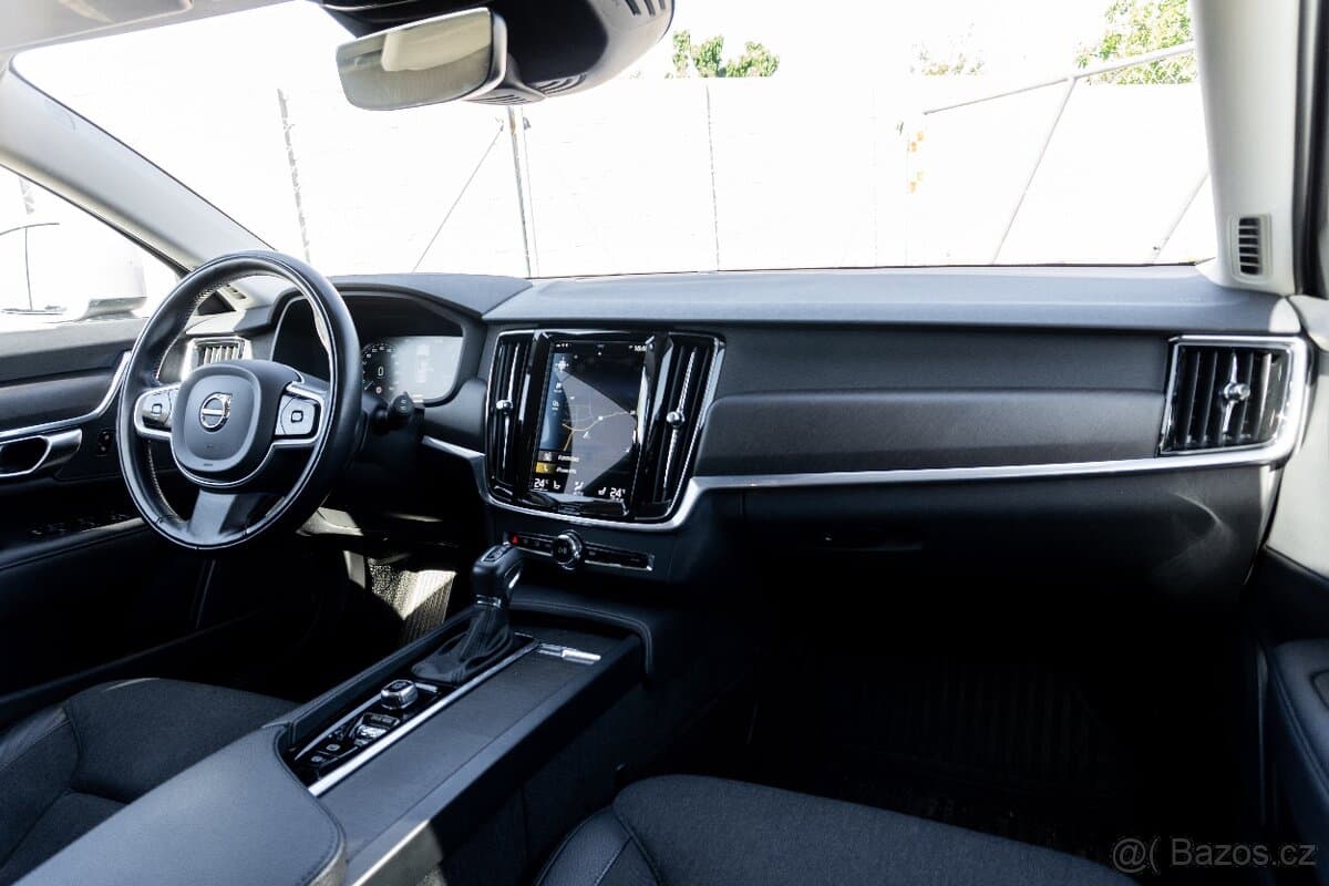 2020 Volvo V90 - 7