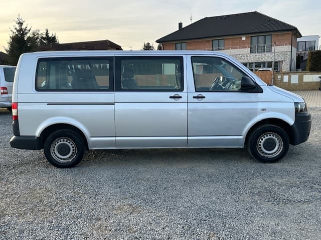 2012 Volkswagen CARAVELLE - 7
