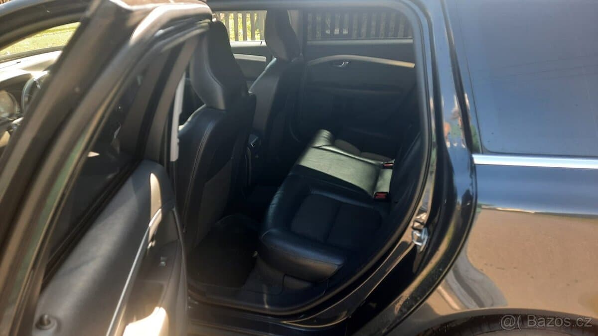 2014 Volvo V70 - 7