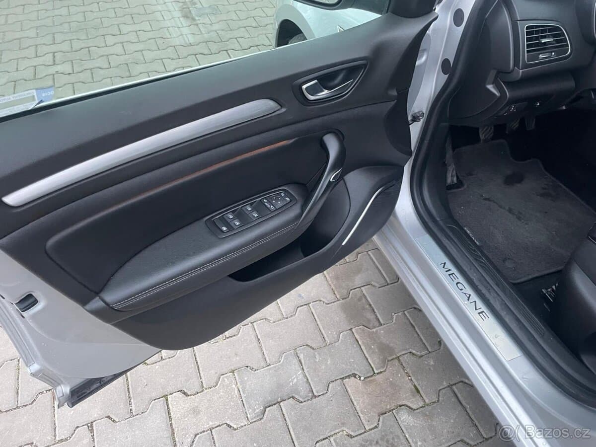 2017 Renault MEGANE - 7