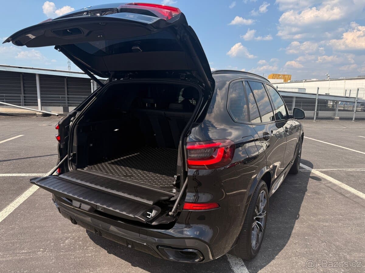 2020 BMW X5 - 7