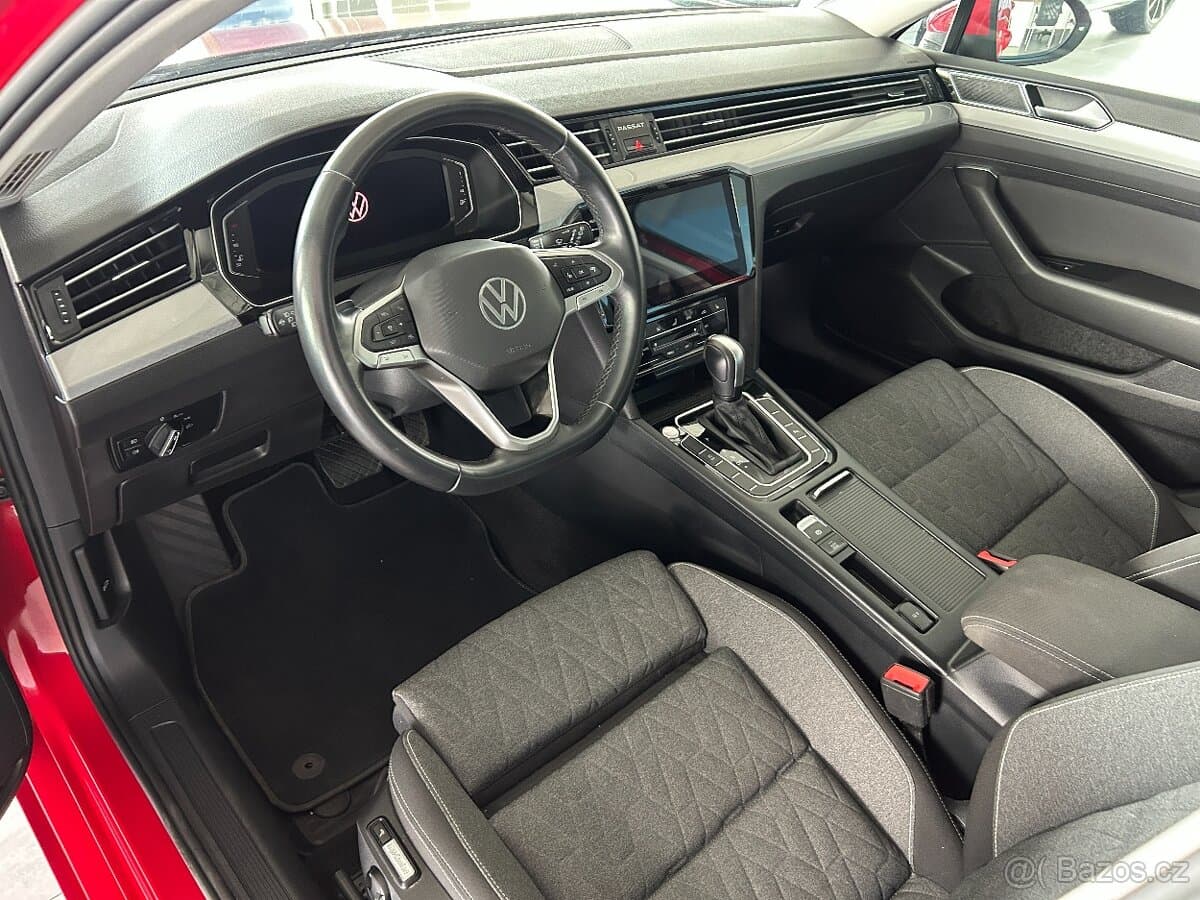 2023 Volkswagen PASSAT - 7