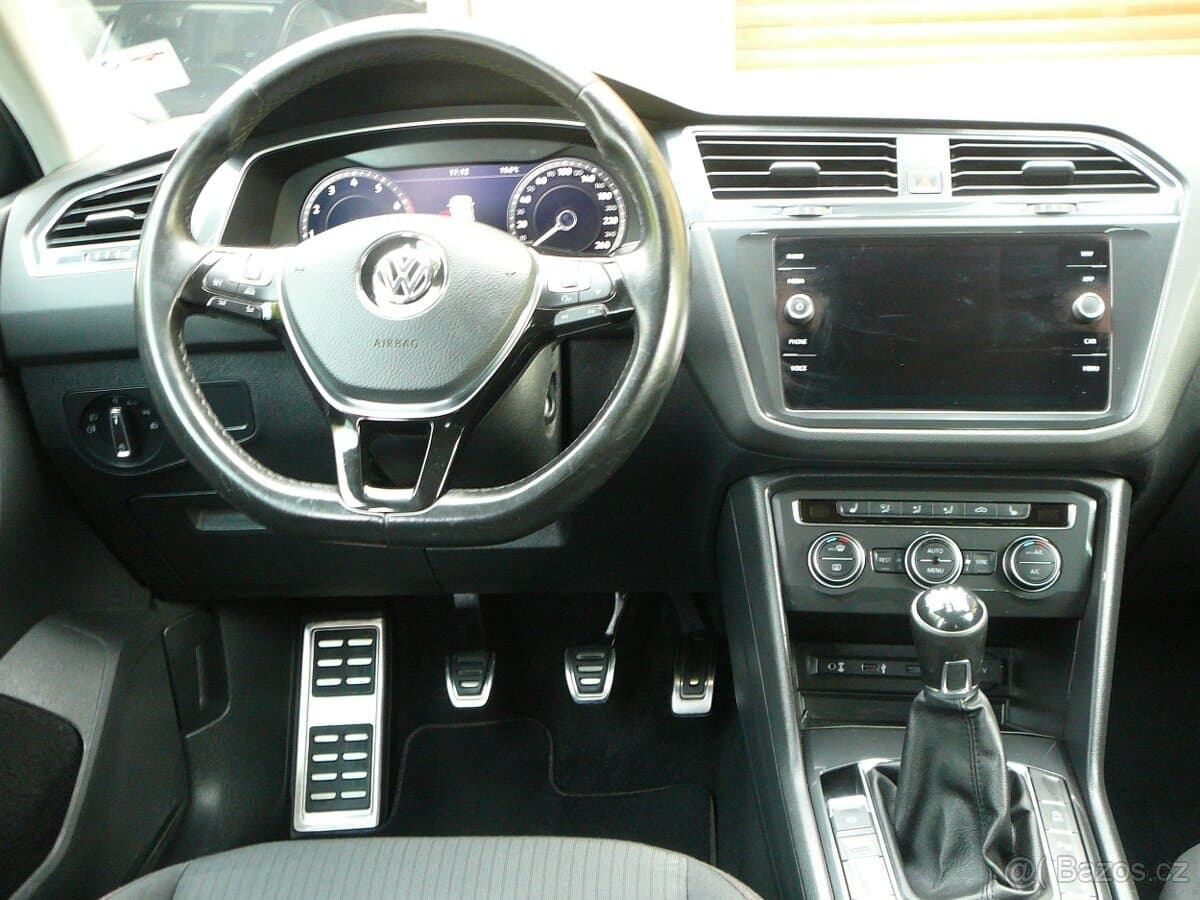 2017 Volkswagen TIGUAN - 7