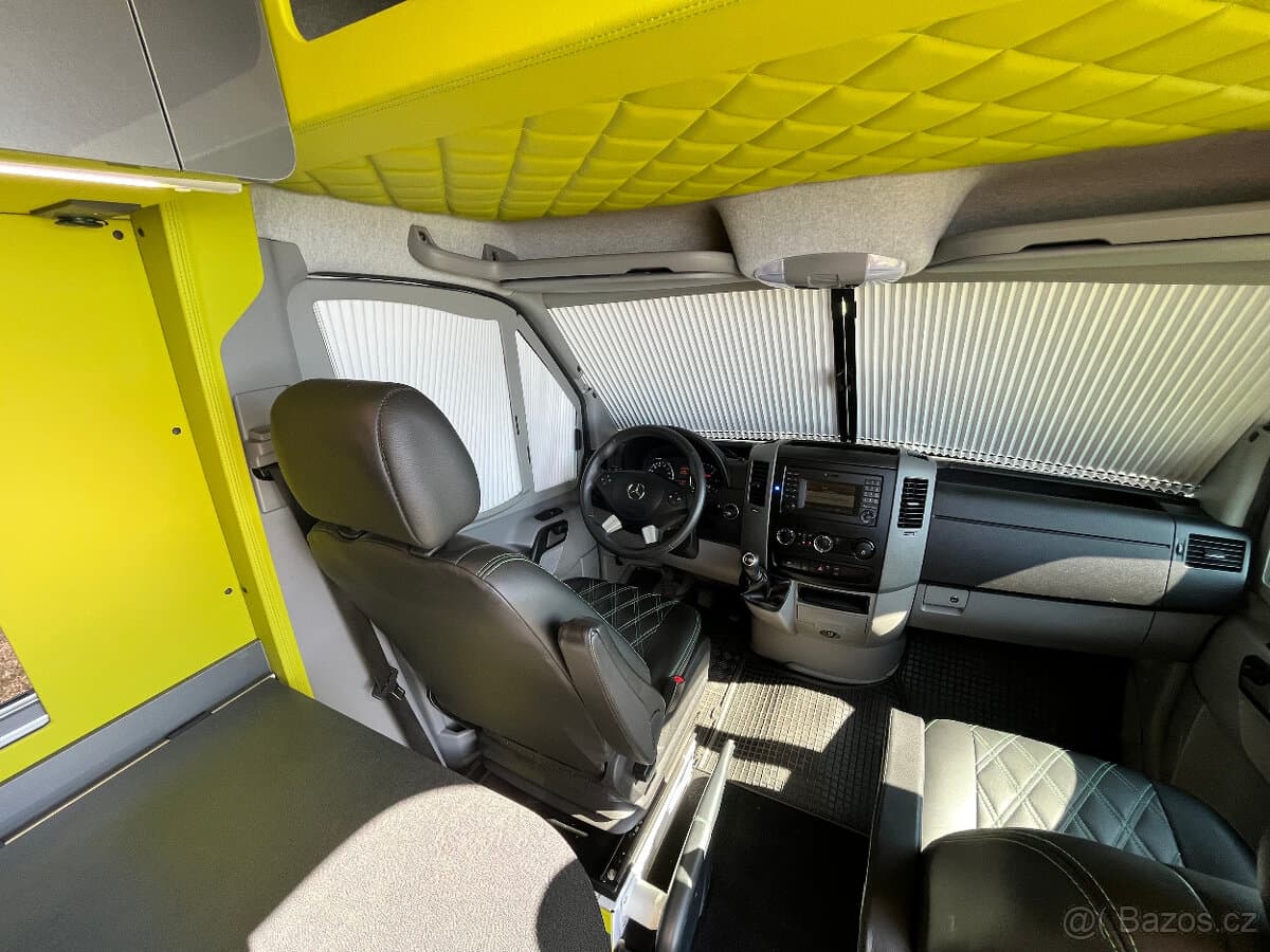 Mercedes-Benz SPRINTER - 7