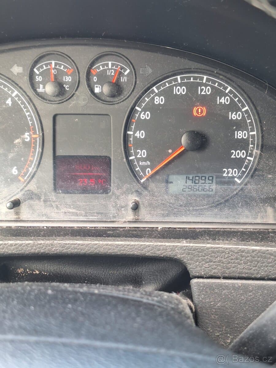 2004 Volkswagen MULTIVAN - 7