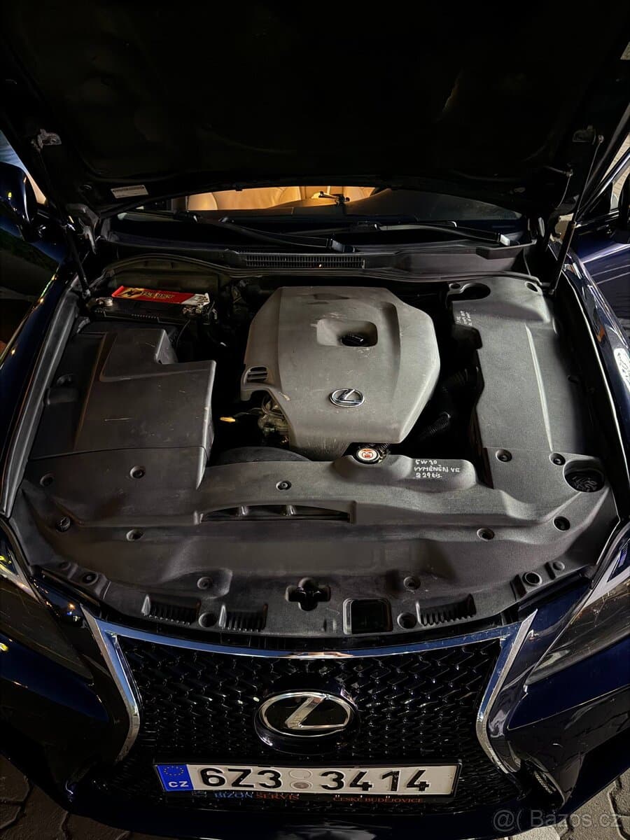 Lexus IS - 7