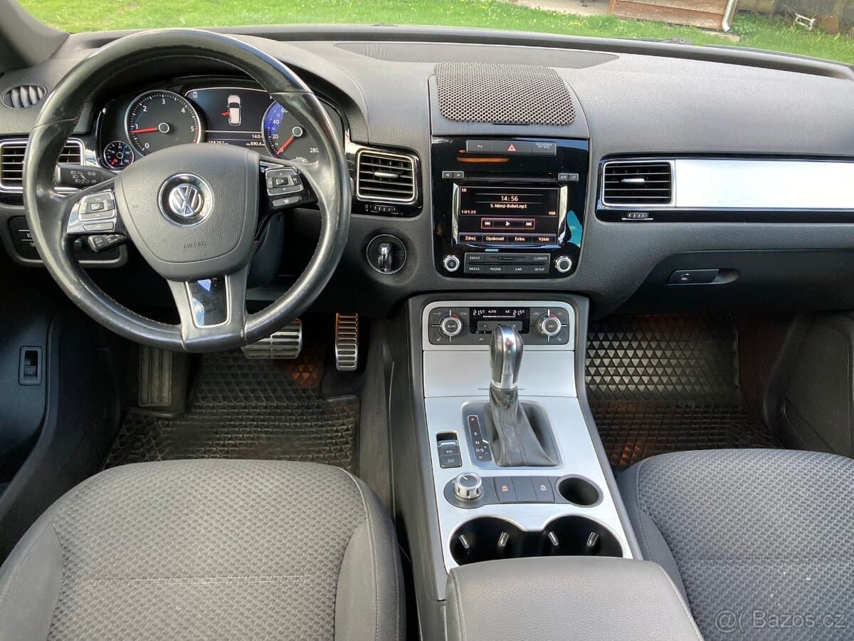 2013 Volkswagen TOUAREG - 7