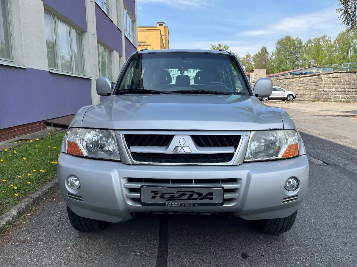 2005 Mitsubishi PAJERO - 7